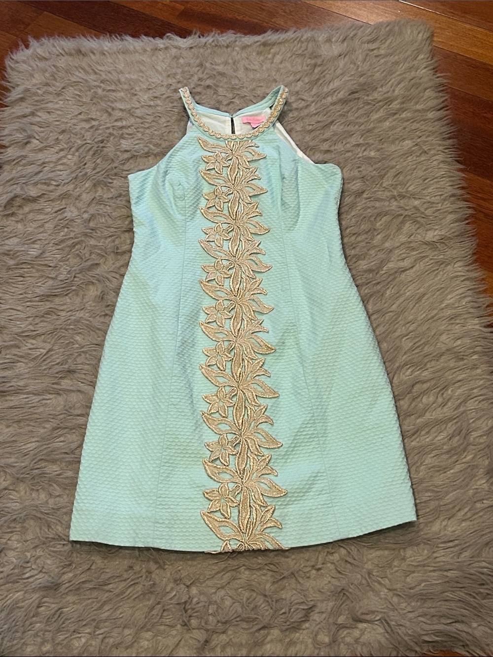 Lilly Pulitzer Sleeveless Pearl Shift Dress In Whisoer Blue With Gold Floral